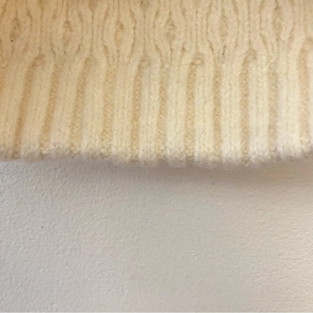 Uniqlo Ines De La Fressange wool/alpaca blend cable knit hat